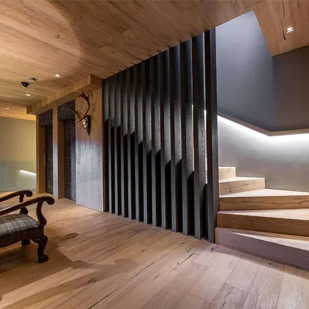 Willa Luxurious 4br Chalet In Kitzbuehel- What'app - 0034-635-520-036 - For Reservations!! *